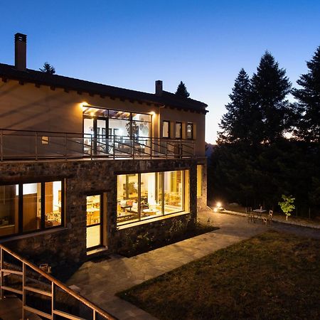 Natura Hotel Vitina Bagian luar foto